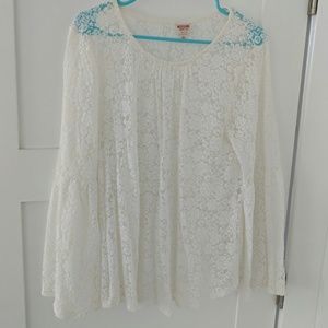 Lace top